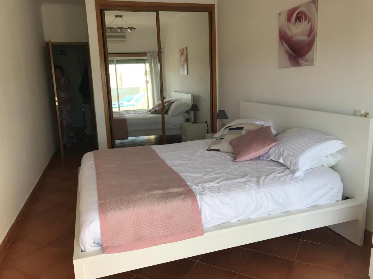 לאגוּ‏ש Condo Do Mar Lovely First Floor Apartment With Pool מראה חיצוני תמונה