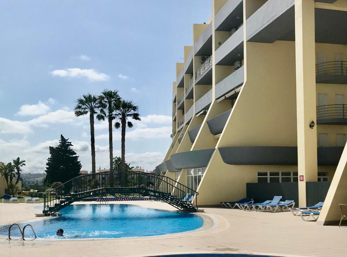 לאגוּ‏ש Condo Do Mar Lovely First Floor Apartment With Pool מראה חיצוני תמונה