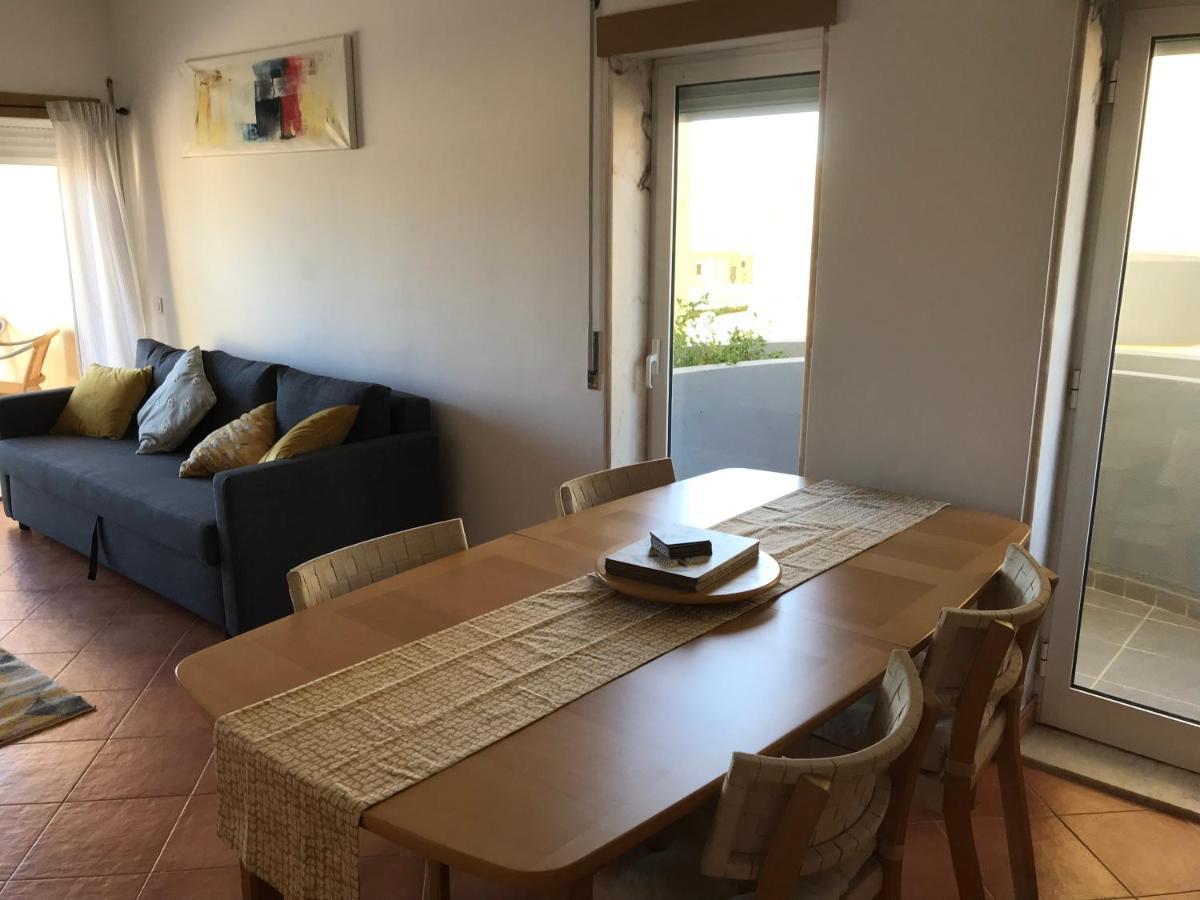לאגוּ‏ש Condo Do Mar Lovely First Floor Apartment With Pool מראה חיצוני תמונה