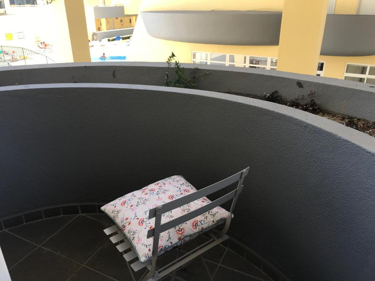 לאגוּ‏ש Condo Do Mar Lovely First Floor Apartment With Pool מראה חיצוני תמונה
